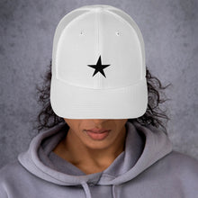 Charger l'image dans la galerie, CASQUETTE BLANCHE GALAXY START