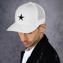 Charger l'image dans la galerie, CASQUETTE BLANCHE GALAXY START